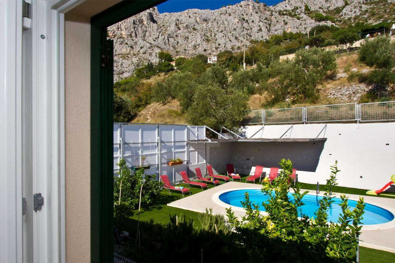 Villa Omis Michy - Family House For Big And Small Groups Exteriér fotografie